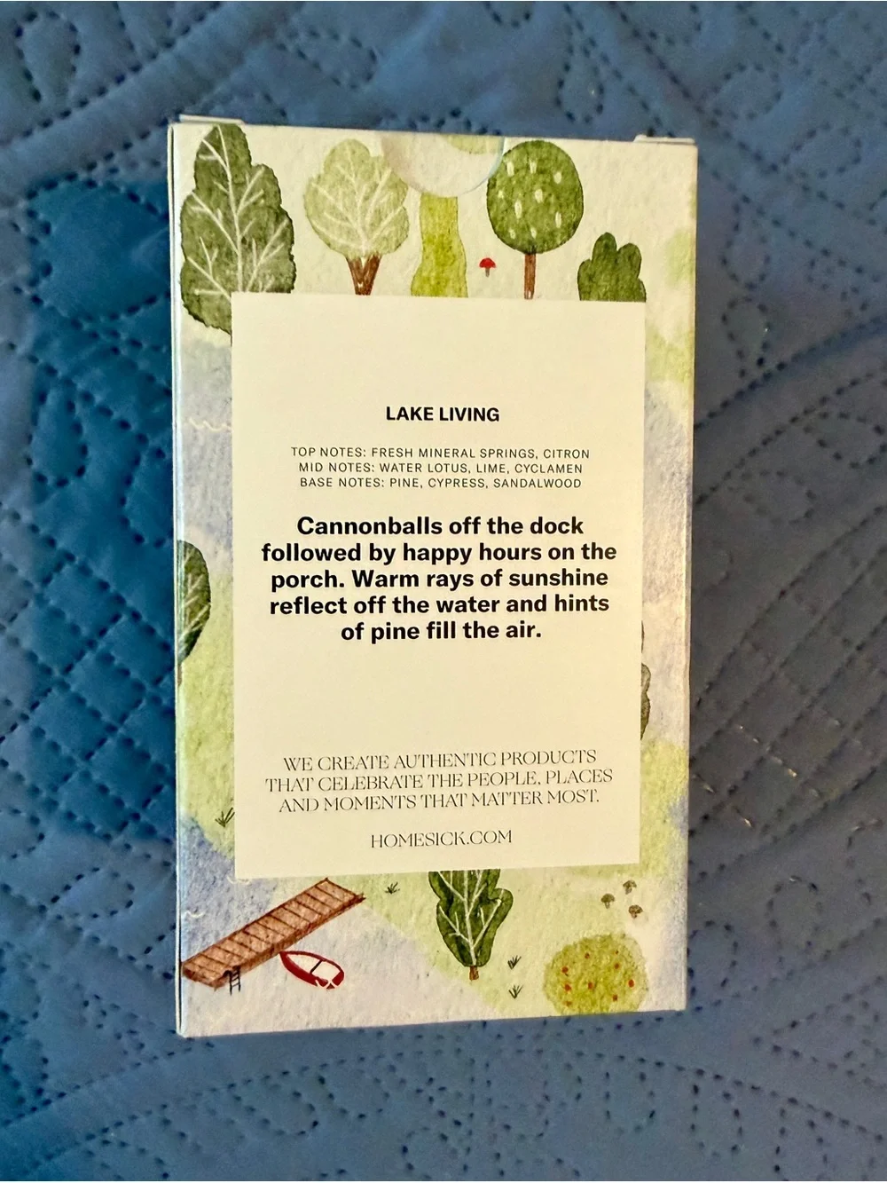 Homesick Candles “Lake Living” Scented Candle Fresh and Delicious NEW in Box